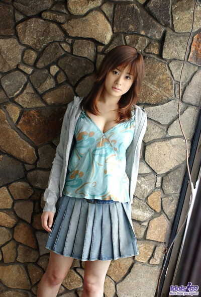 mooi japans meisje Sumire Aida slips zie thru slipje over haar kont