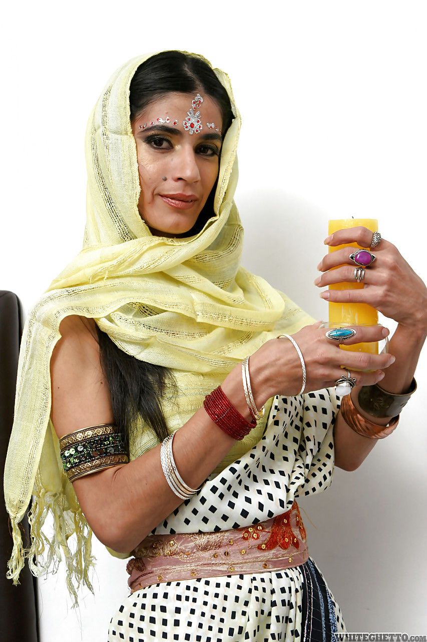 индийский соло модель Тамара установка вверх свечи для поклонение недоумок ее Одежда на
