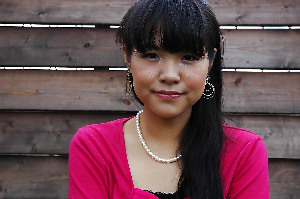 الآسيوية في سن المراهقة ناو Kodaka تعريتها و نشر لها كس الشفاه