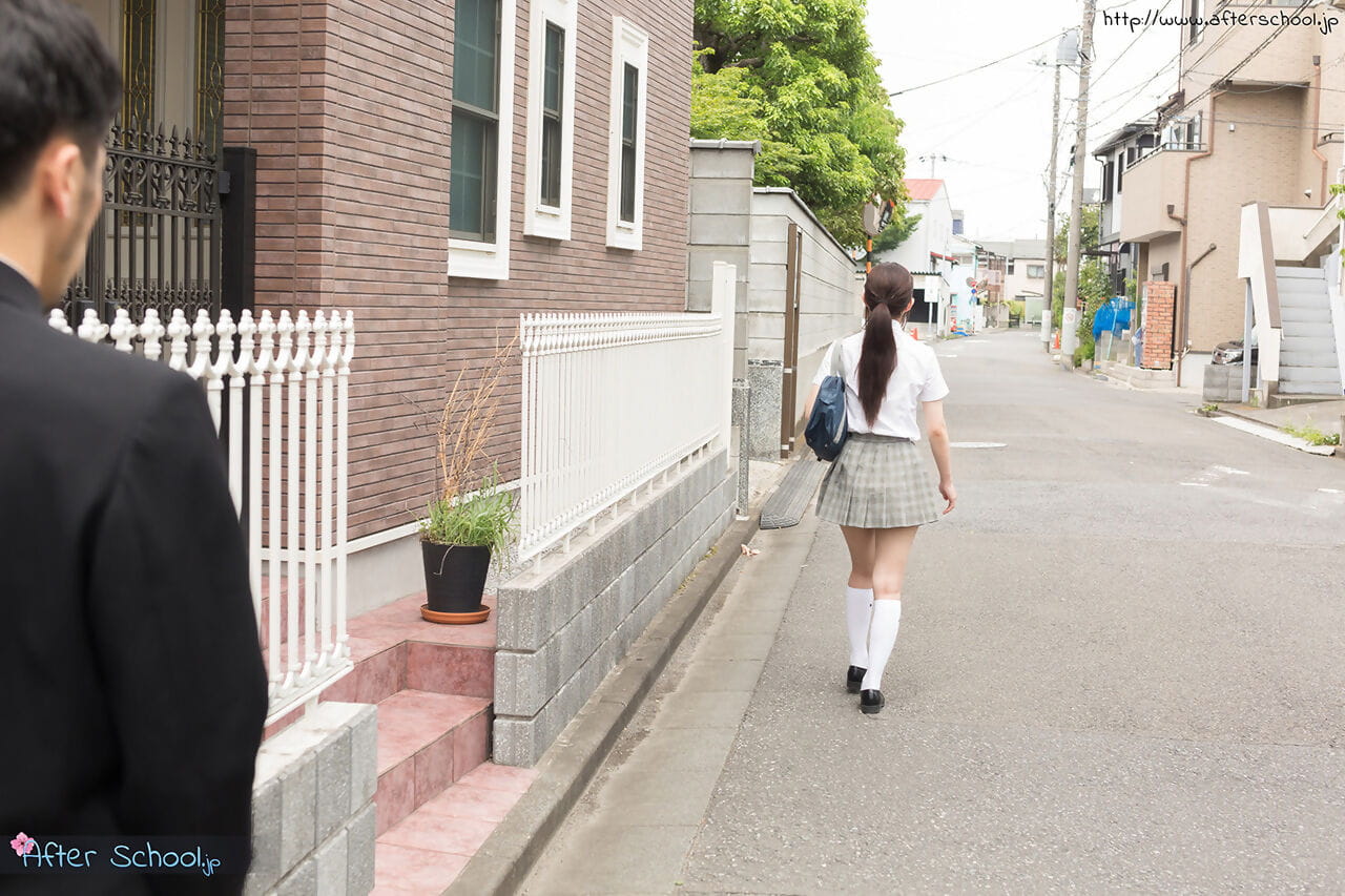 Japanisch Schulmädchen Nimmt aus Ihr uniform und hat Sex Mit Ihr Stiefvater