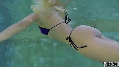 Blonde Girl Fucked Underwater